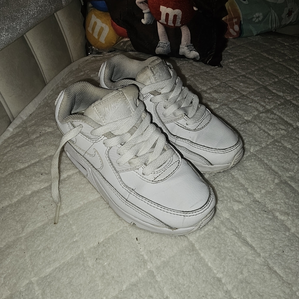 Nike Air Max 90 Kids Classic White/White Sneakers 13.5C Unisex style Kids shoes - Picture 3 of 11